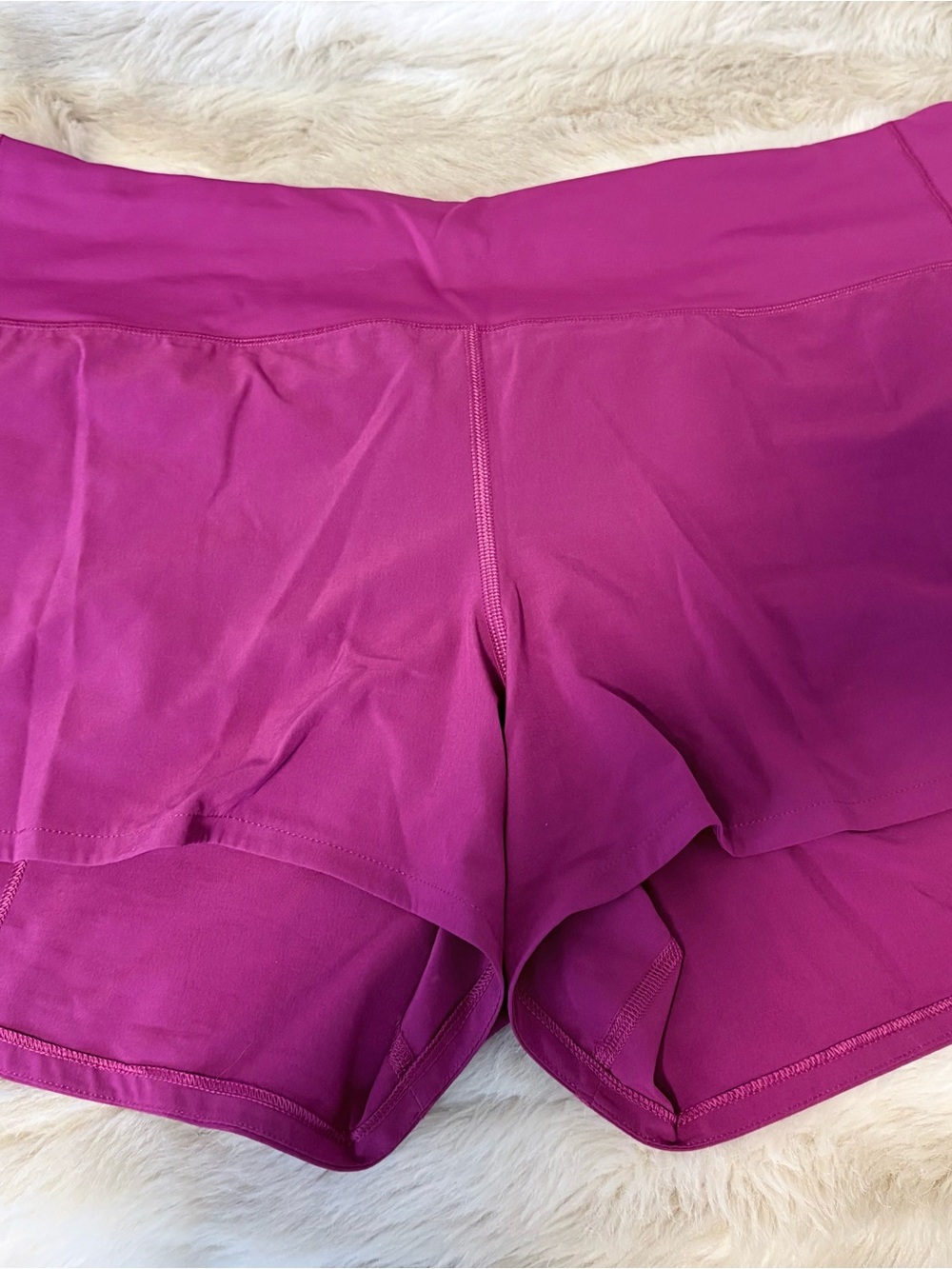 Lululemon Speed Up Mid-Rise Lined Short 4” - Sz 12